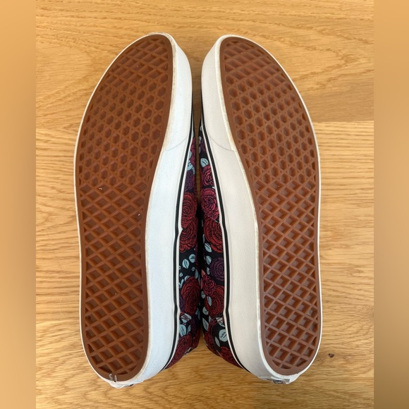 Vans Doheny Romantic Floral Old Skool Skate Sneakers - Picture 2 of 8